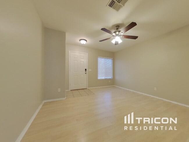 20 N 220th Ln in Buckeye, AZ - Building Photo - Building Photo