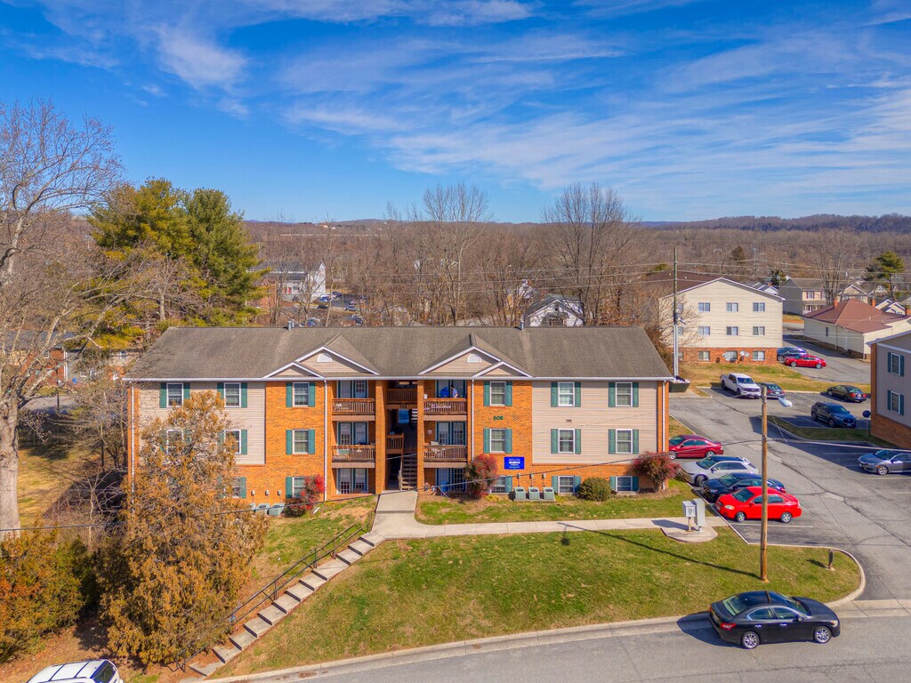 WILLOW CREEK RADFORD Apartments in Radford, VA