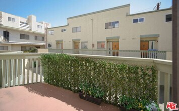 1818 Butler Ave in Los Angeles, CA - Building Photo - Building Photo