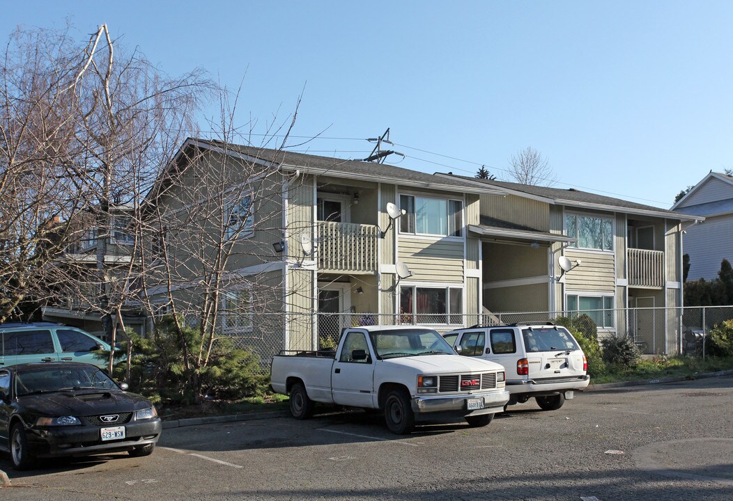 Glenbrook Apartments in Des Moines, WA - Foto de edificio