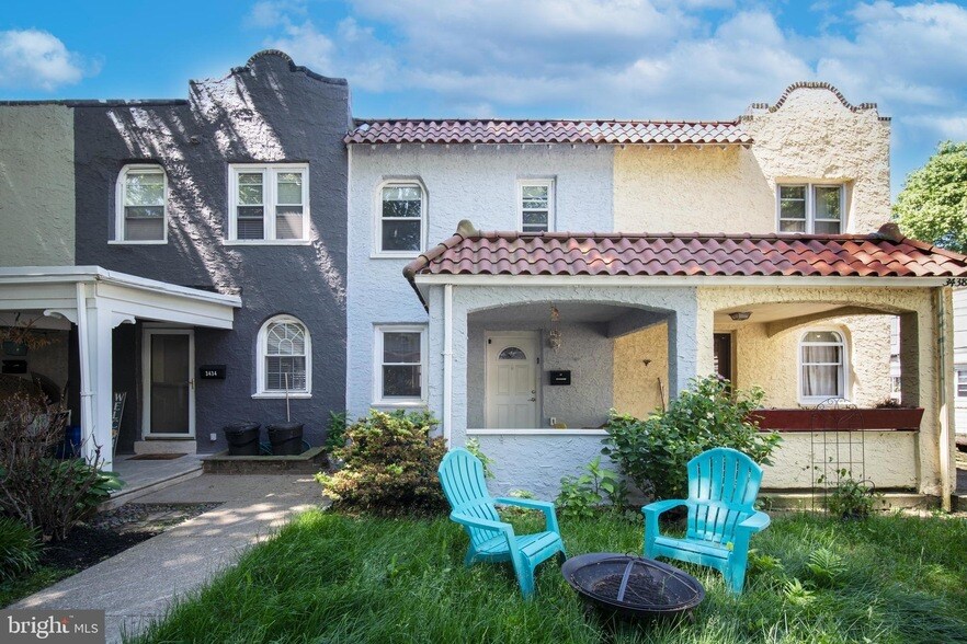 3436 Barclay St in Philadelphia, PA - Building Photo