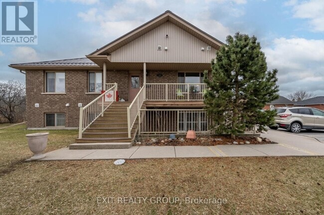 37 Lake Breeze Ct in Prince Edward, ON - Building Photo - Building Photo