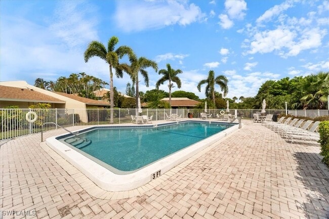 property at 955 Palm View Dr