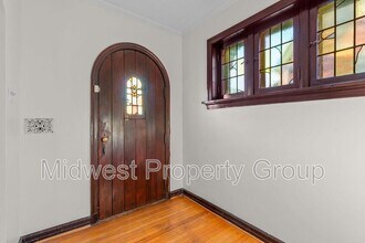 8460 Edna St in St. Louis, MO - Building Photo - Building Photo