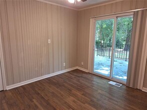 4023 Kirksford Dr in Decatur, GA - Building Photo - Building Photo
