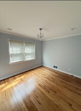 25 Brookside Terrace in Verona, NJ - Foto de edificio - Building Photo