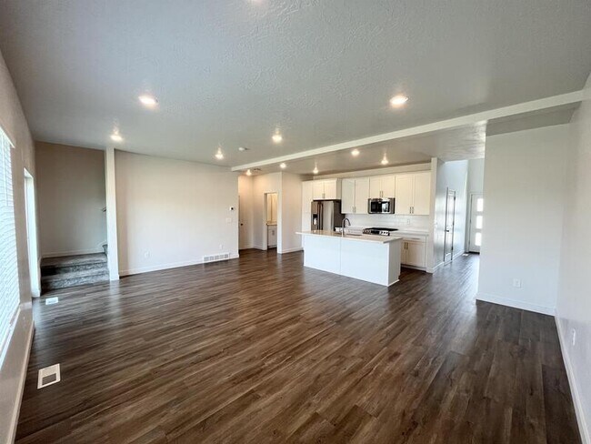 property at 1508 W Sparta Way