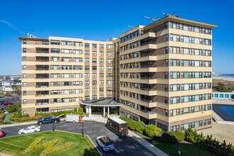 Warwick Condominiums in Atlantic City, NJ - Building Photo - Primary Photo