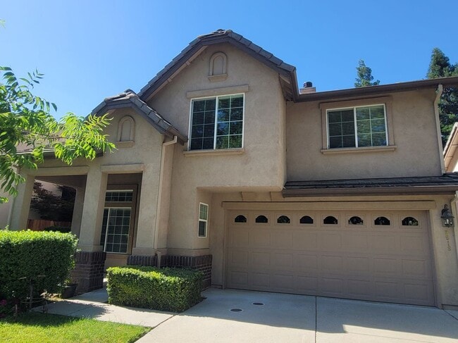 2518 Burnaby Way in Sacramento, CA - Building Photo - Building Photo