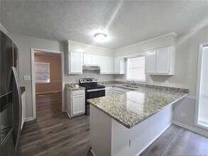 7101 Porto Pl in Fayetteville, NC - Building Photo - Building Photo