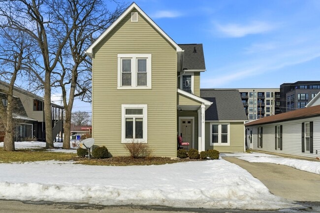 1374 Ida Ave in Columbus, OH - Building Photo - Building Photo