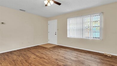 619 2nd Ave NE in Largo, FL - Building Photo - Building Photo