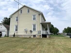 5065 Buchanan Trail E in Waynesboro, PA - Building Photo - Building Photo