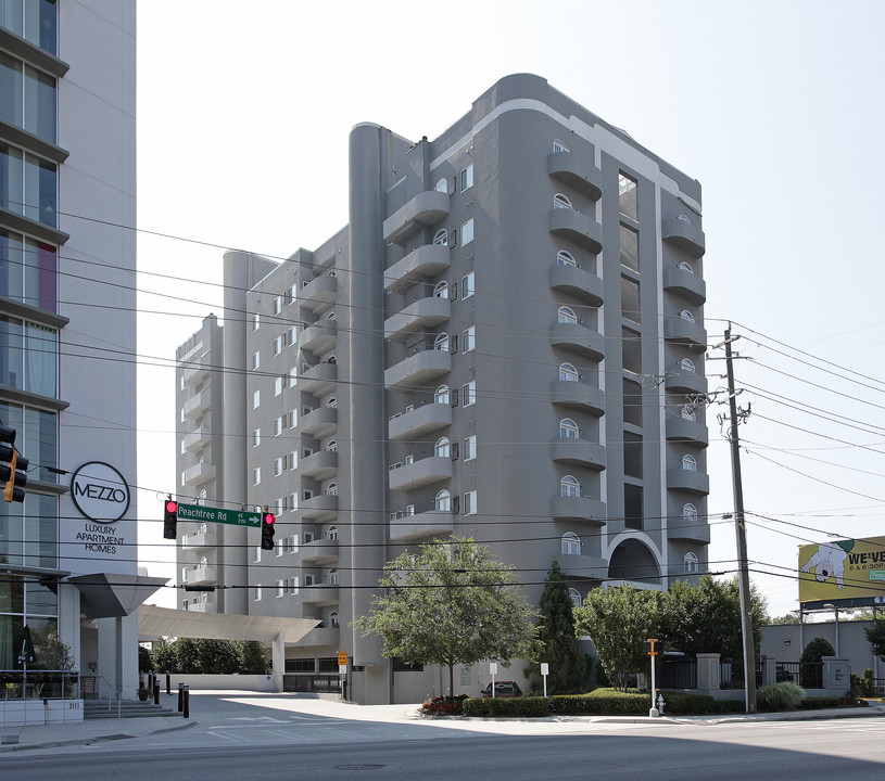 The Bradford on Peachtree in Atlanta, GA - Building Photo