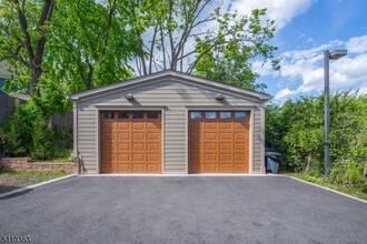 109 Springfield Ave in Summit, NJ - Building Photo - Building Photo