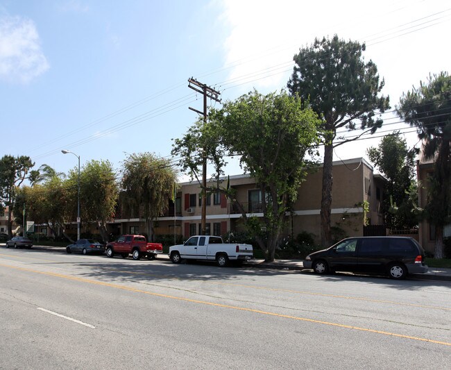 Executive House Apartments