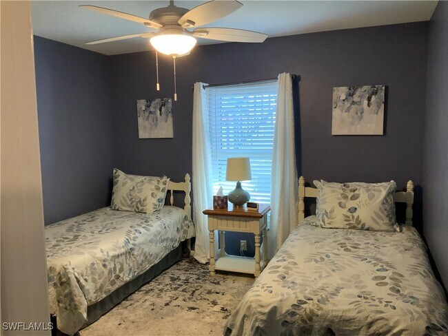 property at 5530 Rattlesnake Hammock Rd