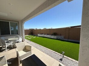 8259 E Petunia Ave in Mesa, AZ - Building Photo - Building Photo