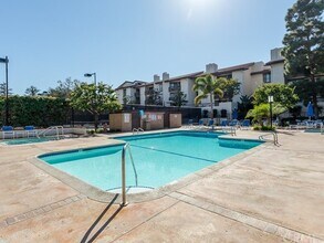 8515 Falmouth Ave in Los Angeles, CA - Building Photo - Building Photo