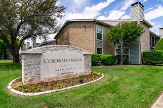 Coronado North Apartments in Denton, TX - Foto de edificio - Building Photo