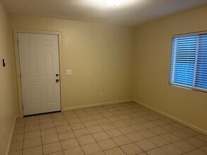 5527 Bolivar St, Unit A in San Diego, CA - Building Photo - Building Photo