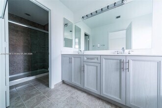 5784 Monterra Club Dr in Greenacres, FL - Building Photo - Building Photo