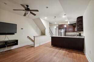 1928 N Gratz St in Philadelphia, PA - Building Photo