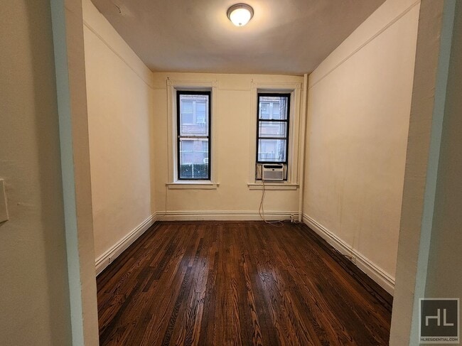 property at 414 E 58th St