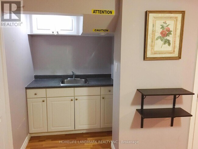 61 Rockport Crescent in Richmond Hill, ON - Building Photo - Building Photo