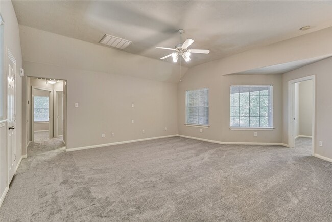 property at 7 Raindance Ct