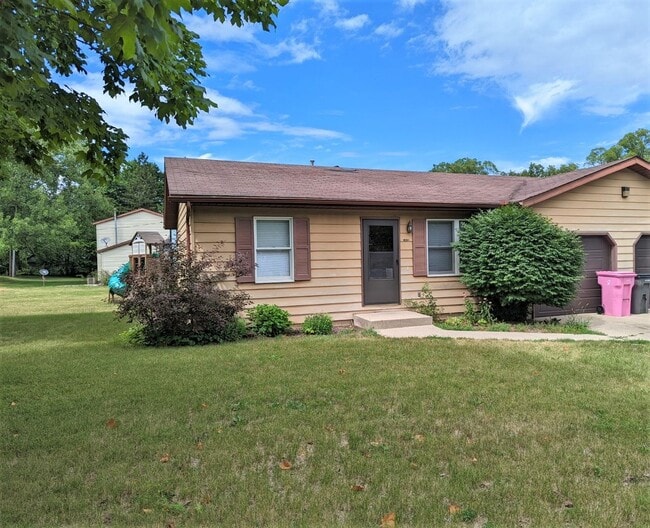 property at 1203 W Lincoln Ave