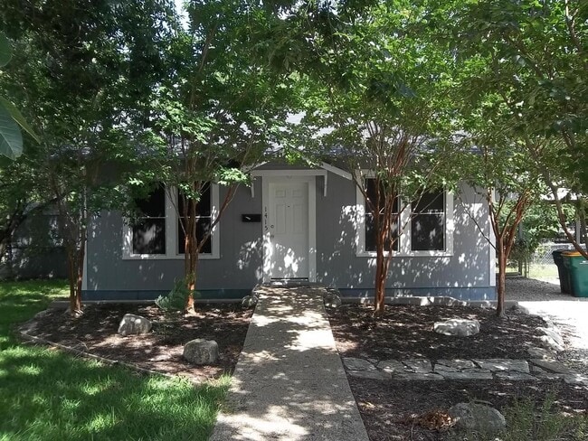 property at 1415 N Wall St