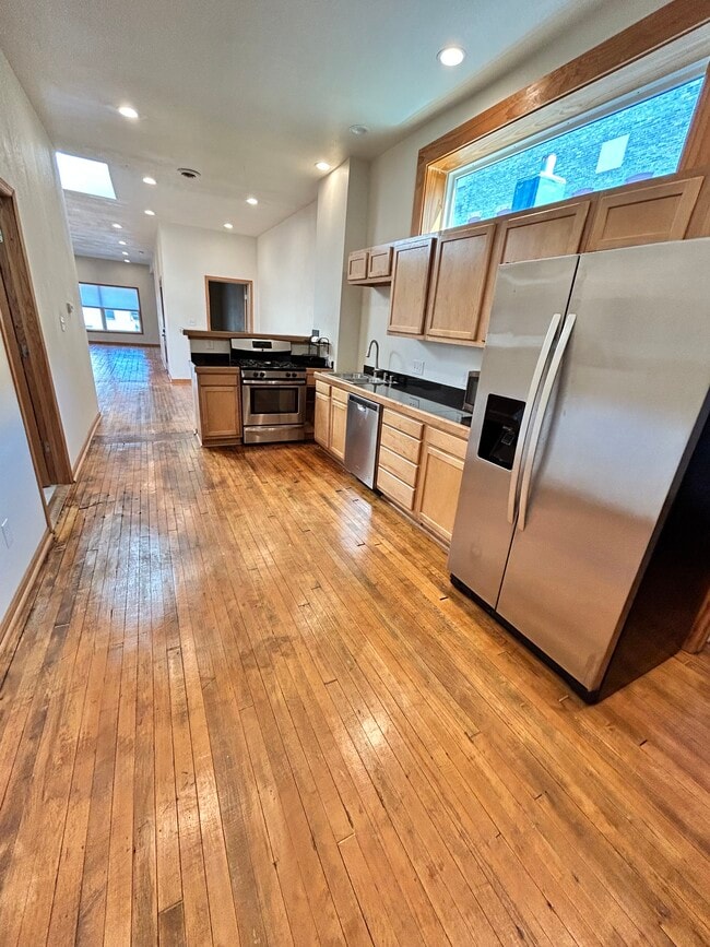 219 N Franklin St, Unit 219