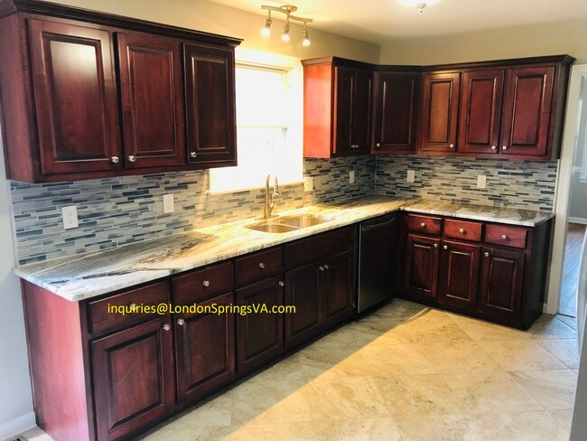 property at 3220 Glenview Ave