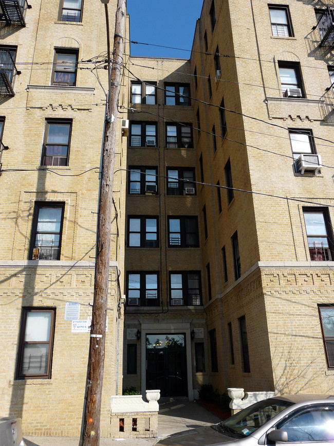 3273 Parkside Pl in Bronx, NY - Building Photo - Building Photo