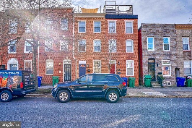 property at 3013 Hudson St