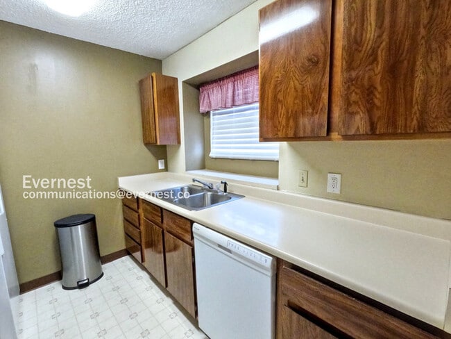 1301 University Ave in Fort Collins, CO - Foto de edificio - Building Photo