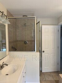 1523 W Pratt St photo'