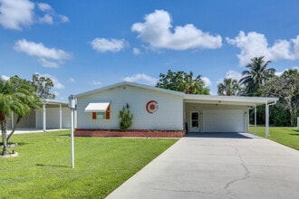 274 Riverwood Rd in Naples, FL - Building Photo - Building Photo