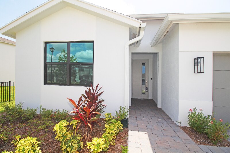 5729 SE Sky Blue Cir in Stuart, FL - Building Photo