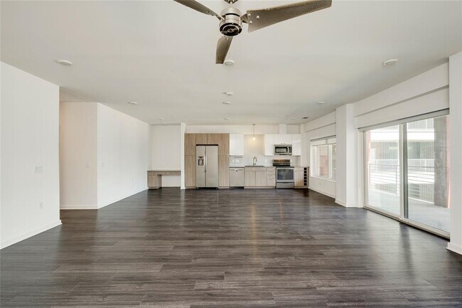 4361 S Congress Ave in Austin, TX - Building Photo - Building Photo