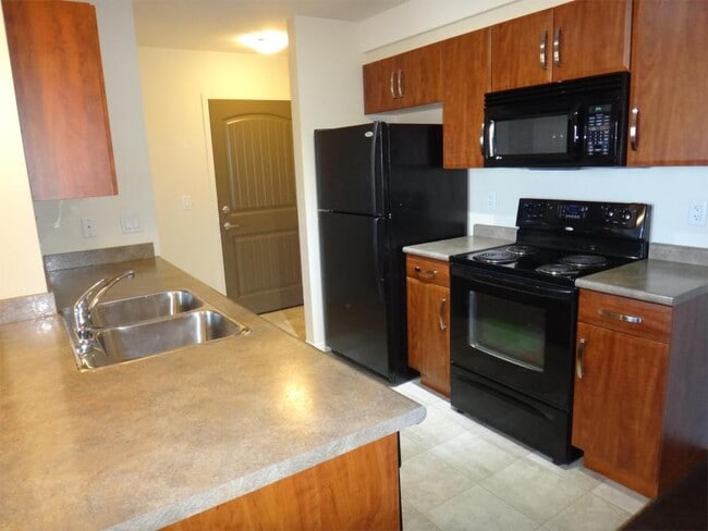9120 96 Ave in Grande Prairie, AB - Building Photo - Building Photo
