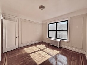 536 Fort Washington Ave in New York, NY - Building Photo - Building Photo