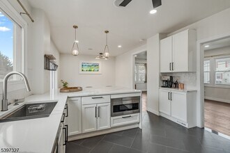 45 Clark Ave in Bloomfield, NJ - Building Photo - Building Photo