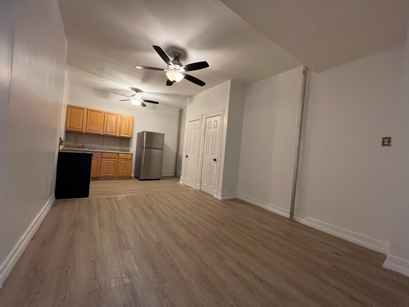 19 Cornelia St in Brooklyn, NY - Building Photo