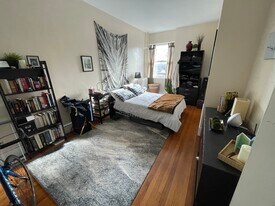 591 Beacon St in Boston, MA - Building Photo