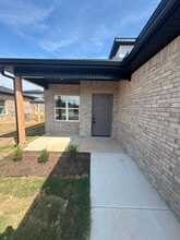 621-623 Cosmos St in Centerton, AR - Building Photo - Building Photo