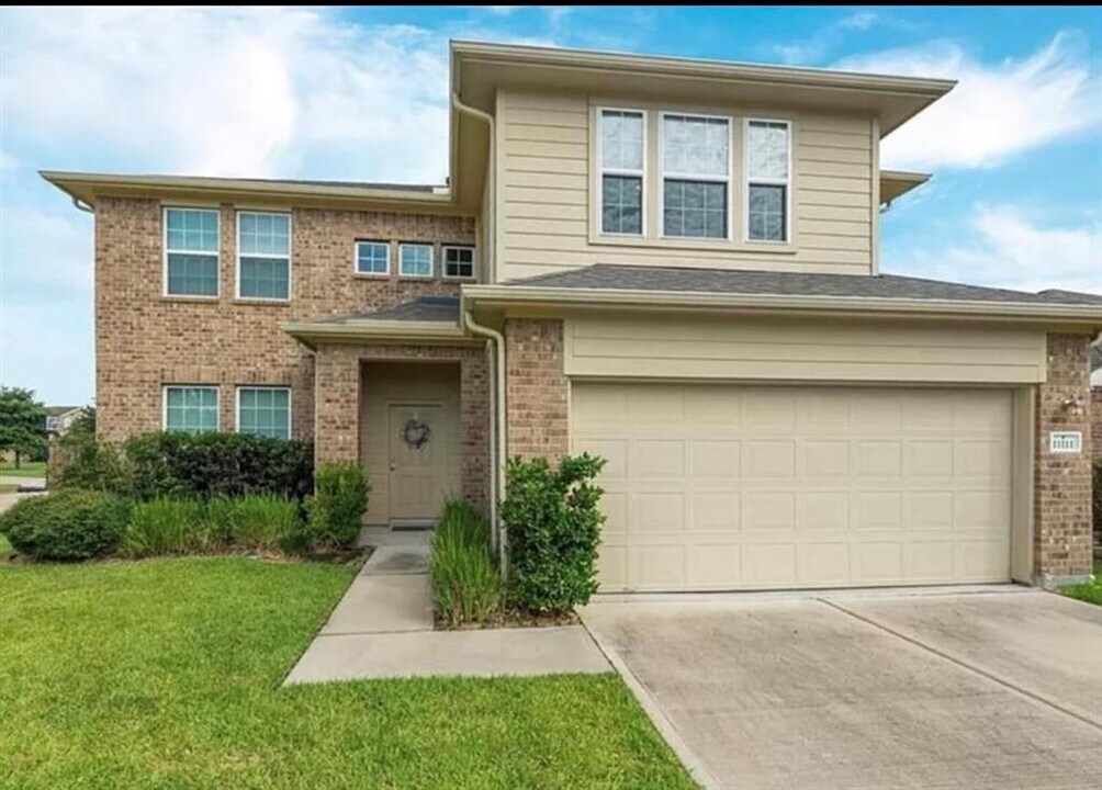 11111 Creek Mist Dr in Cypress, TX - Building Photo