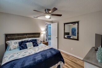 6434 5th St W in Bradenton, FL - Building Photo - Building Photo