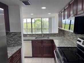 2961 SW 87th Ave in Davie, FL - Building Photo - Building Photo